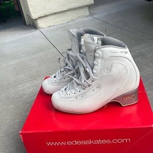 EDEA Ice Fly Boots 245 B *USED*
